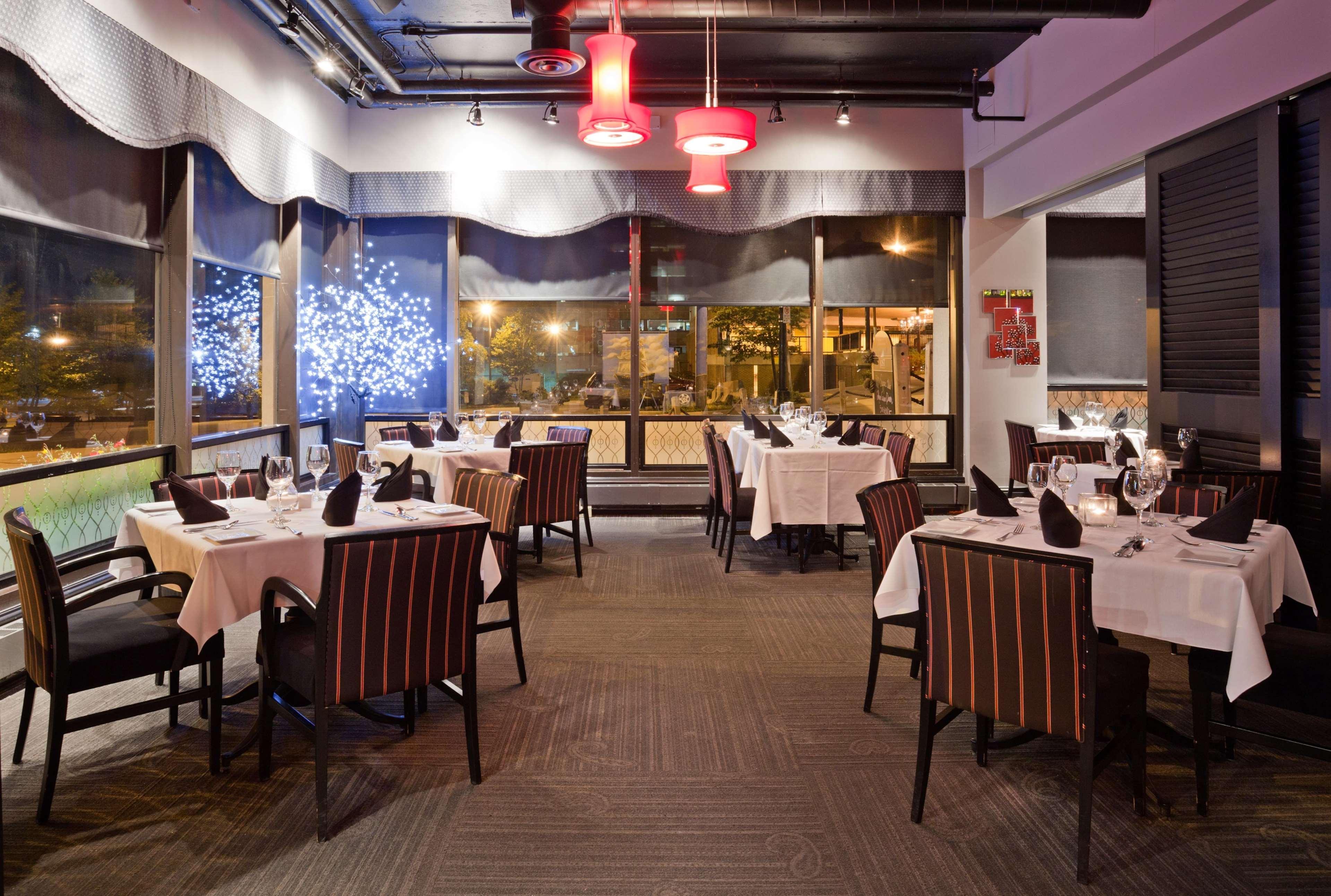 The Hollis Halifax - A Doubletree Suites By Hilton Exterior photo