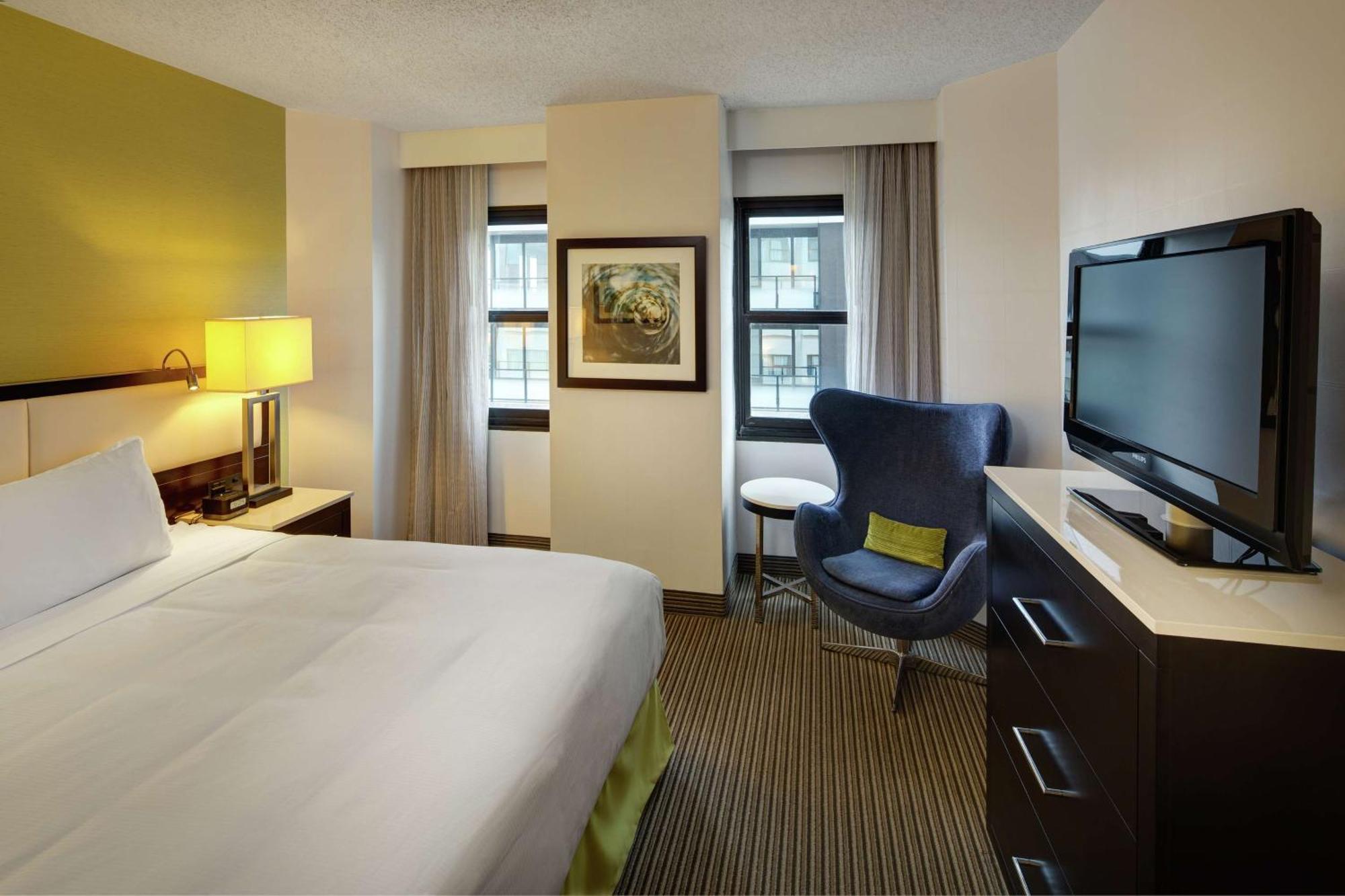 The Hollis Halifax - A Doubletree Suites By Hilton Exterior photo